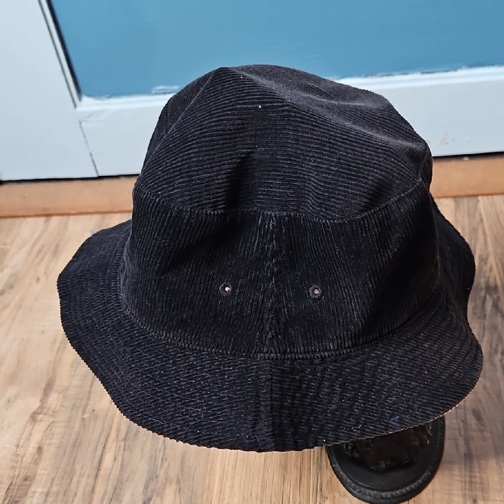 Tommy Hilfiger Vintage Black Corduroy Bucket Hat - Picture 5 of 7